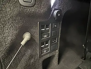 Used 2019 Land Rover Discovery Hse Black - Interior and Exterior details 12
