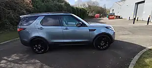Used 2019 Land Rover Discovery Hse Blue - Interior and Exterior details 6
