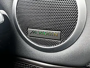 Used 2019 Land Rover Discovery Hse Chawton White - Interior and Exterior details 12