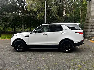Used 2019 Land Rover Discovery Hse Chawton White - Interior and Exterior details 2