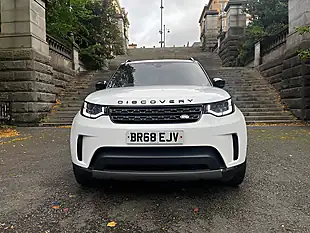 Used 2019 Land Rover Discovery Hse Chawton White - Interior and Exterior details 3