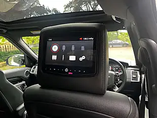 Used 2019 Land Rover Discovery Hse Chawton White - Interior and Exterior details 8