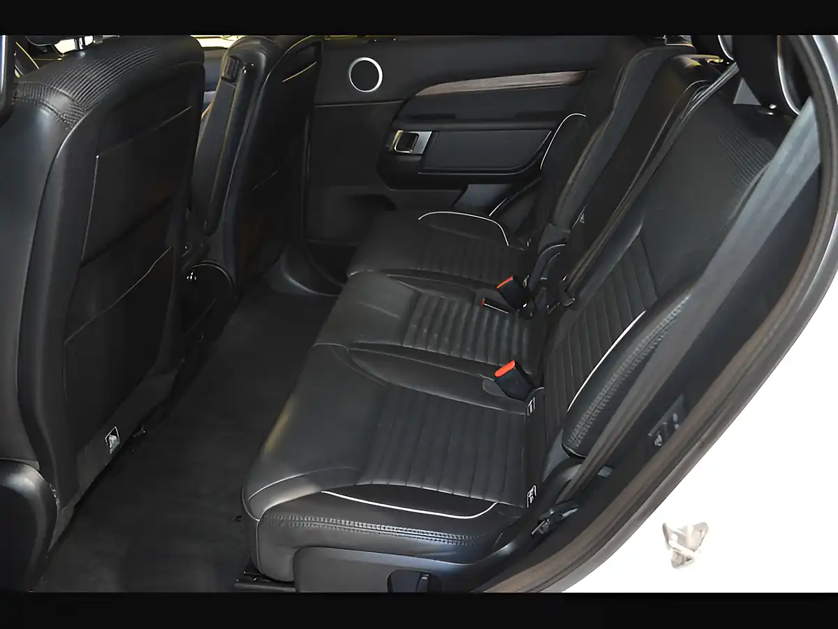 Used 2019 Land Rover Discovery Hse Fuji White - Interior and Exterior details 13