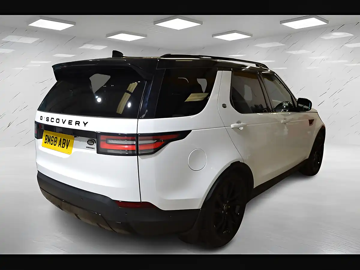 Used 2019 Land Rover Discovery Hse Fuji White - Interior and Exterior details 6