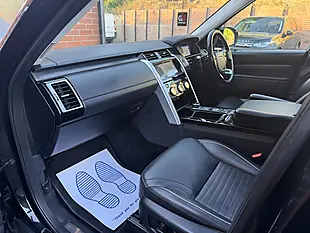 Used 2019 Land Rover Discovery Hse Luxury Black - Interior and Exterior details 17