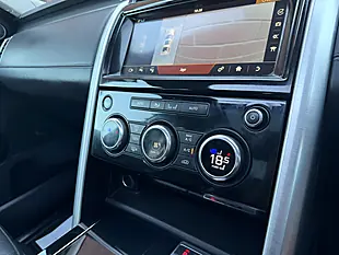 Used 2019 Land Rover Discovery Hse Luxury Black - Interior and Exterior details 18