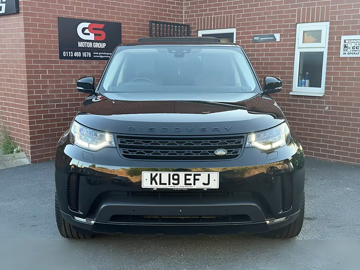 Used 2019 Land Rover Discovery Hse Luxury Black - Interior and Exterior details 3