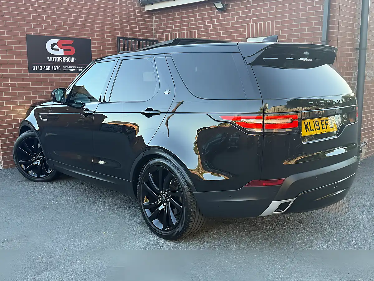 Used 2019 Land Rover Discovery Hse Luxury Black - Interior and Exterior details 7