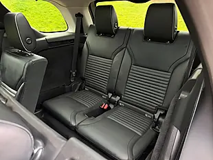 Used 2019 Land Rover Discovery Hse Luxury Black - Interior and Exterior details 14