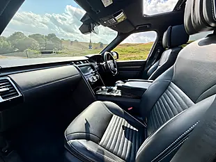 Used 2019 Land Rover Discovery Hse Luxury Blue - Interior and Exterior details 12