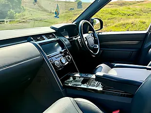 Used 2019 Land Rover Discovery Hse Luxury Blue - Interior and Exterior details 13