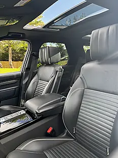 Used 2019 Land Rover Discovery Hse Luxury Grey - Interior and Exterior details 12