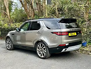 Used 2019 Land Rover Discovery Hse Luxury Silicon Silver - Interior and Exterior details 4