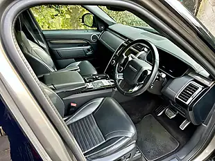 Used 2019 Land Rover Discovery Hse Luxury Silicon Silver - Interior and Exterior details 5