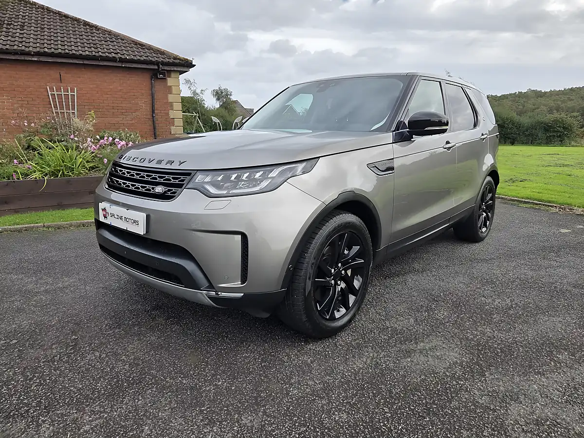 Used 2019 Land Rover Discovery Hse Silver - Interior and Exterior details 3