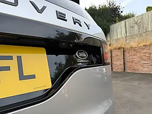 Used 2019 Land Rover Discovery Landmark Edition Silver - Interior and Exterior details 14