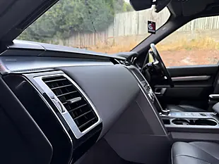 Used 2019 Land Rover Discovery Landmark Edition Silver - Interior and Exterior details 16