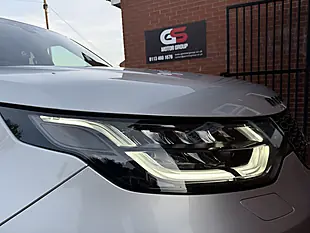 Used 2019 Land Rover Discovery Landmark Edition Silver - Interior and Exterior details 17