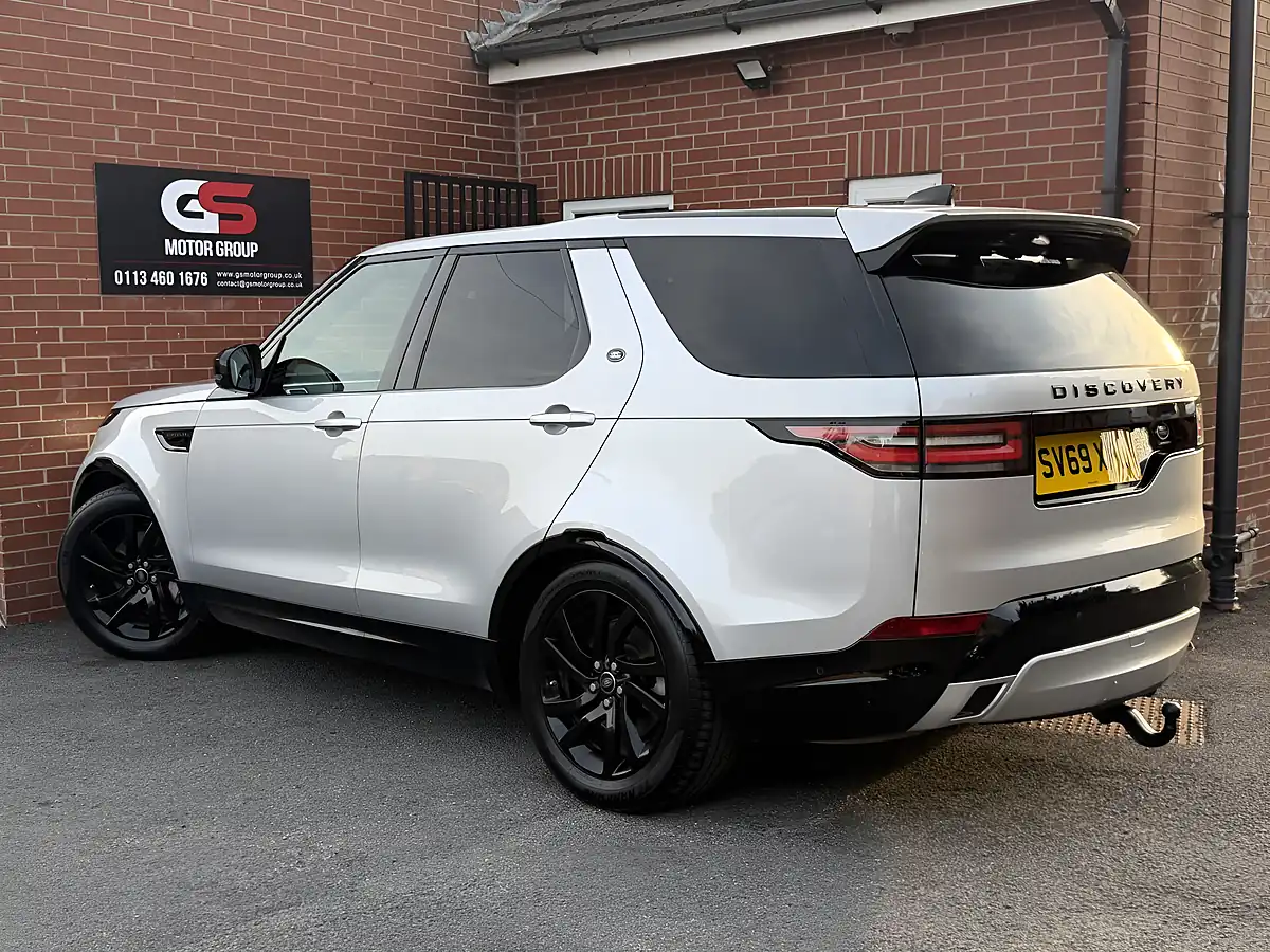 Used 2019 Land Rover Discovery Landmark Edition Silver - Interior and Exterior details 7