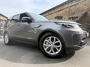 Used 2019 Land Rover Discovery Se Corris Grey - Interior and Exterior details 11