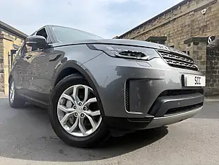 Used 2019 Land Rover Discovery Se Corris Grey - Interior and Exterior details 9