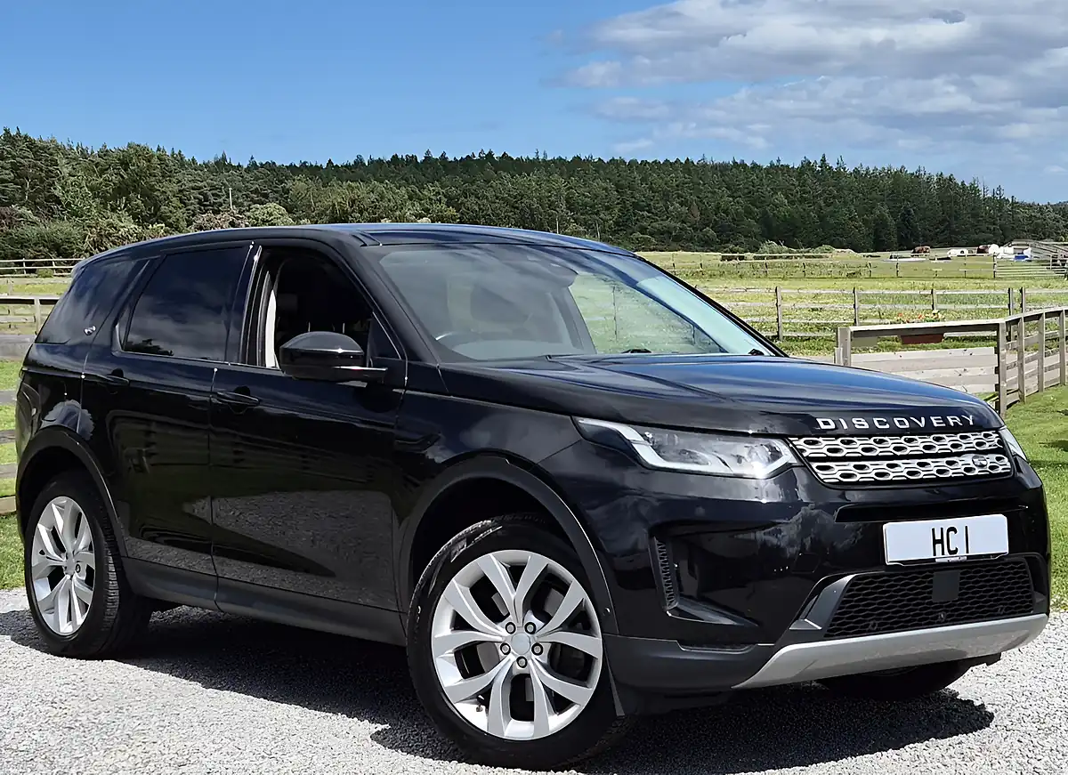 Used 2019 Land Rover Discovery Sport Hse Black - Front View