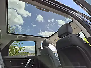 Used 2019 Land Rover Discovery Sport Hse Black - Interior and Exterior details 12