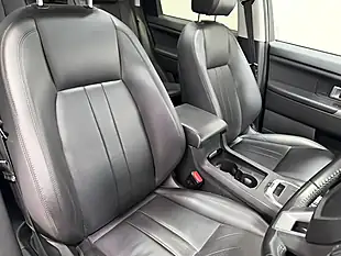 Used 2019 Land Rover Discovery Sport Hse Black - Interior and Exterior details 16