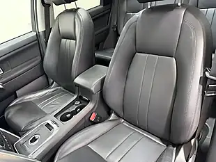 Used 2019 Land Rover Discovery Sport Hse Black - Interior and Exterior details 18
