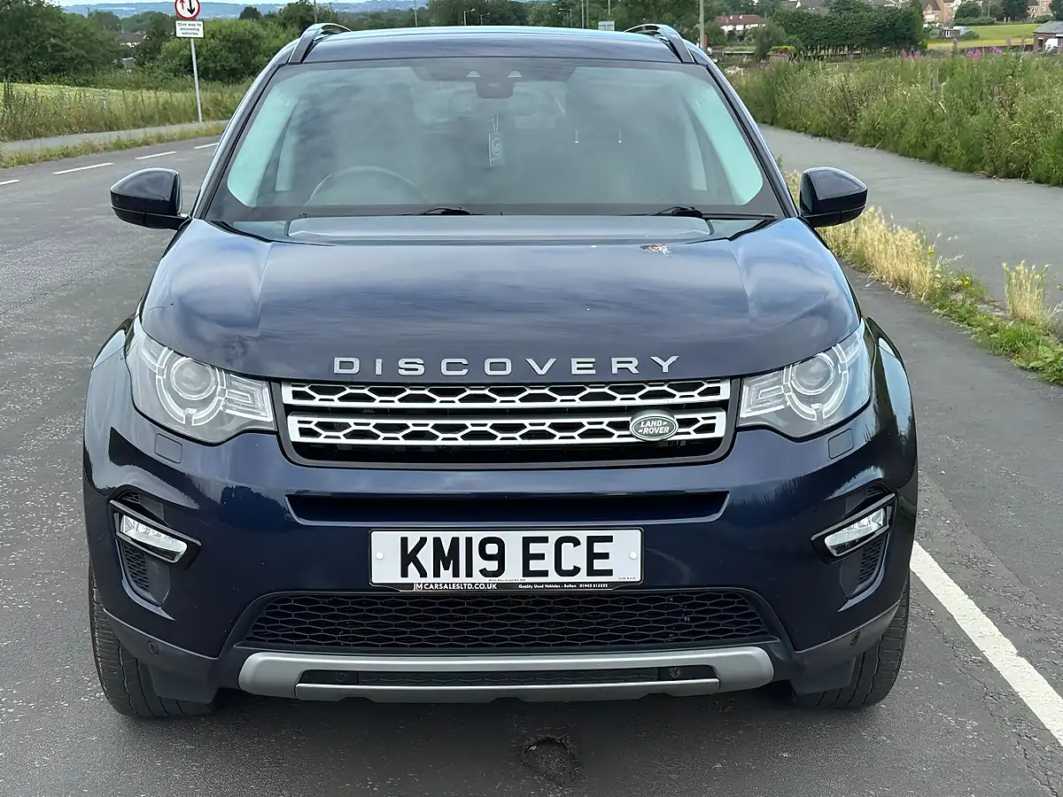 Used 2019 Land Rover Discovery Sport Hse Byron Blue - Interior and Exterior details 3