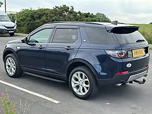 Used 2019 Land Rover Discovery Sport Hse Byron Blue - Interior and Exterior details 7