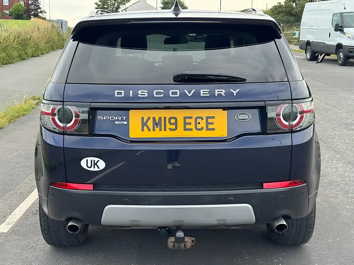 Used 2019 Land Rover Discovery Sport Hse Byron Blue - Interior and Exterior details 8
