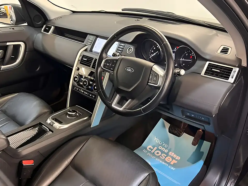 Used 2019 Land Rover Discovery Sport Hse Grey - Interior and Exterior details 12