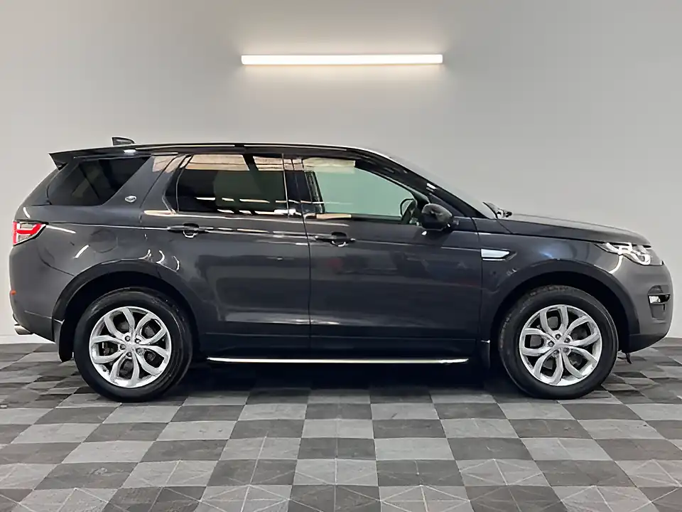 Used 2019 Land Rover Discovery Sport Hse Grey - Interior and Exterior details 2