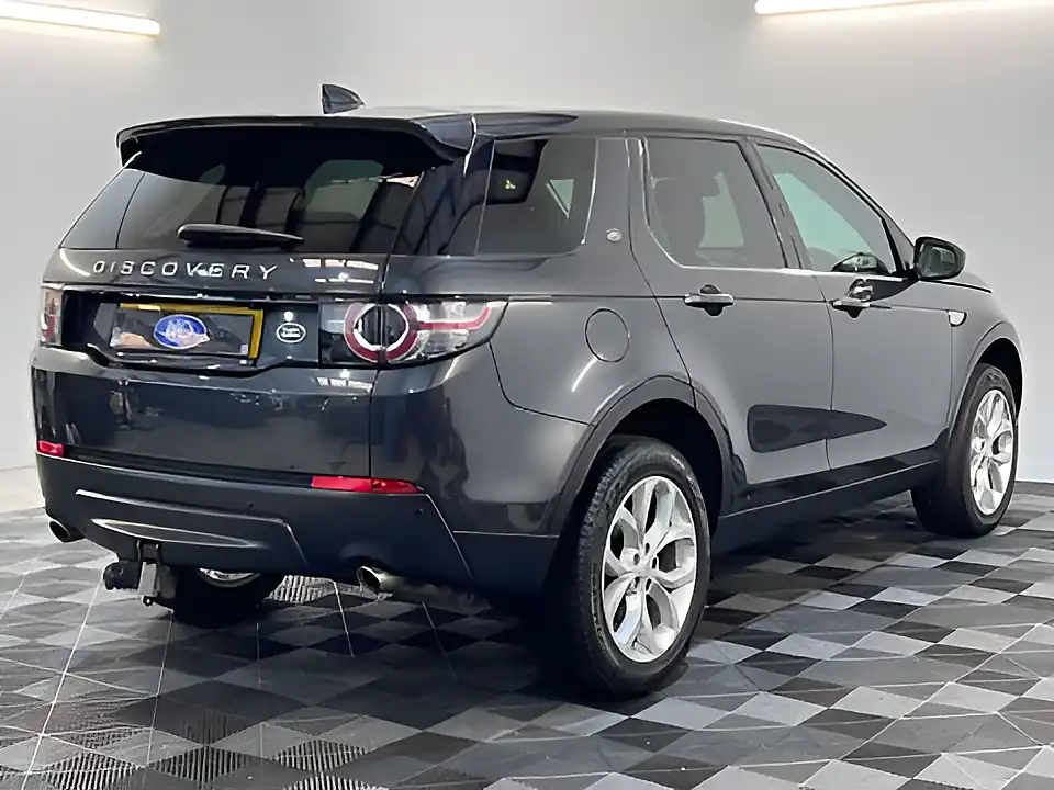 Used 2019 Land Rover Discovery Sport Hse Grey - Interior and Exterior details 3