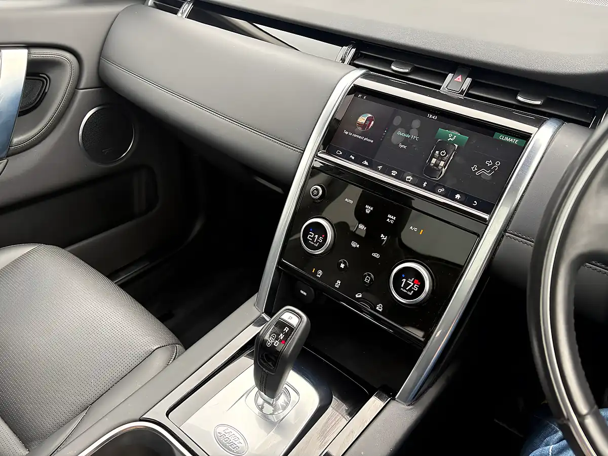 Used 2019 Land Rover Discovery Sport Hse Grey - Interior and Exterior details 12
