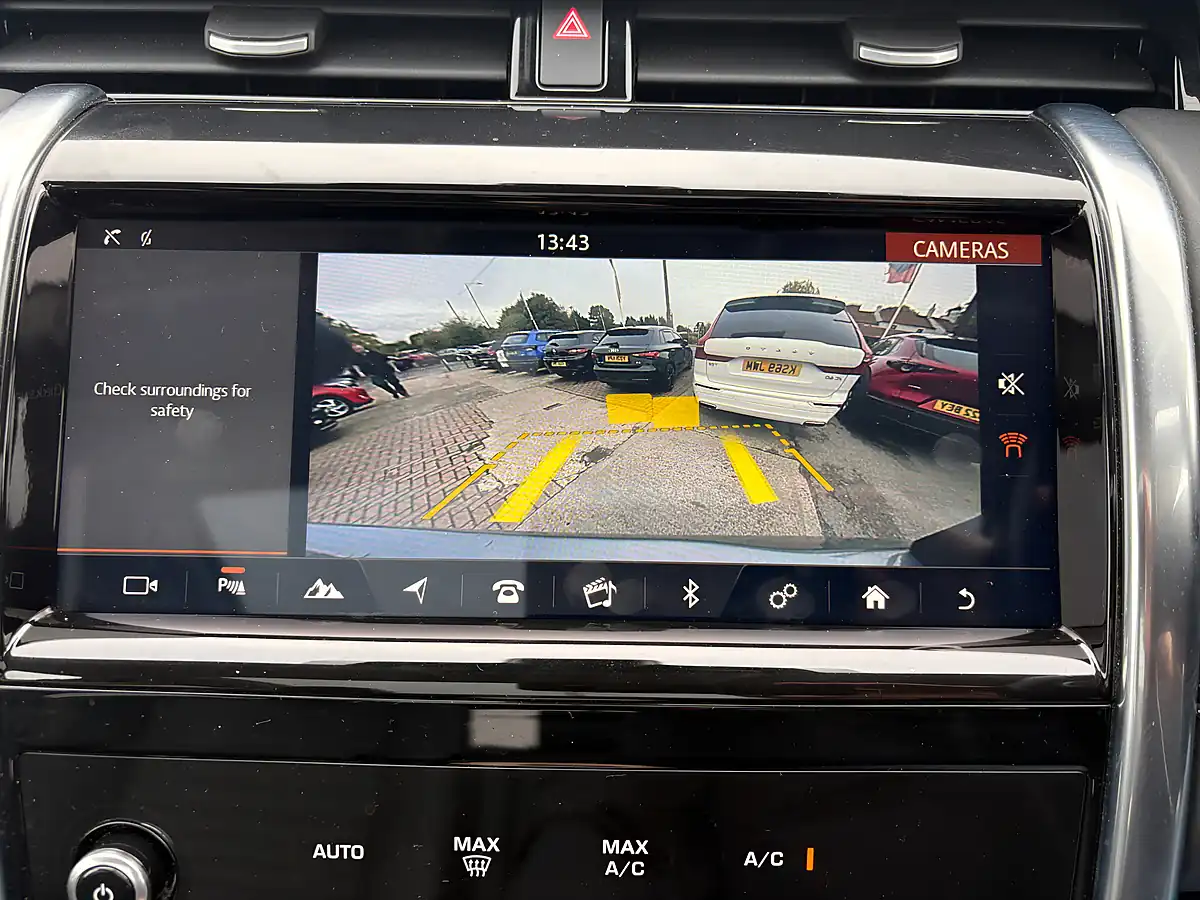 Used 2019 Land Rover Discovery Sport Hse Grey - Interior and Exterior details 17