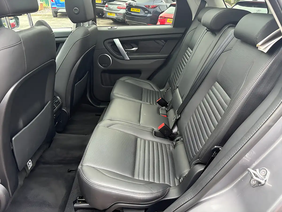 Used 2019 Land Rover Discovery Sport Hse Grey - Interior and Exterior details 18