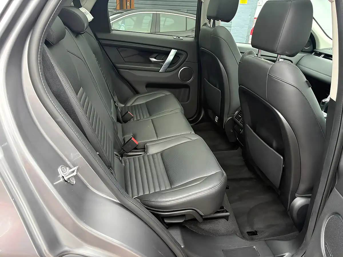 Used 2019 Land Rover Discovery Sport Hse Grey - Interior and Exterior details 19