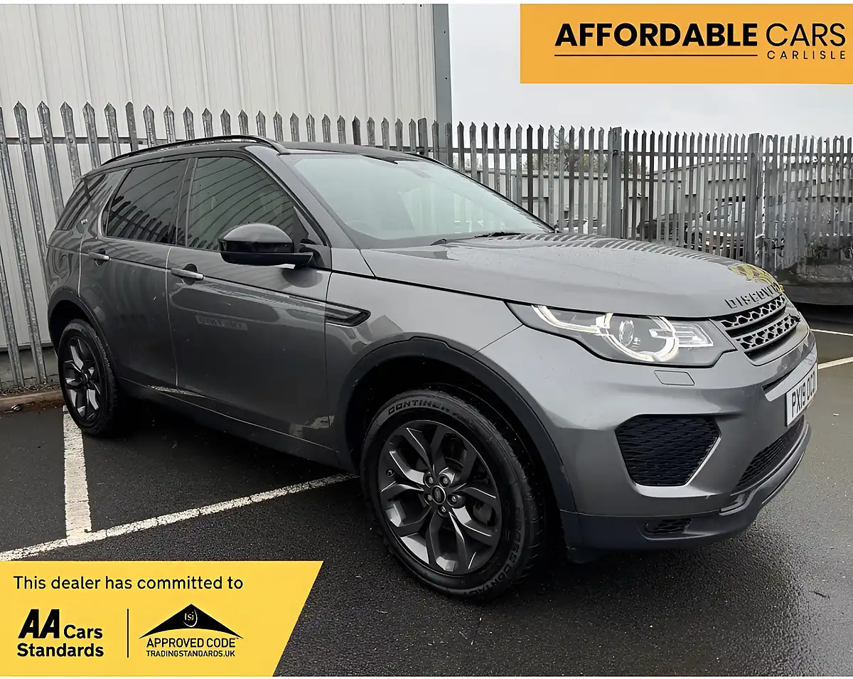 Used 2019 Land Rover Discovery Sport Hse Landmark Grey - Front View