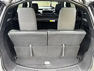 Used 2019 Land Rover Discovery Sport Hse Landmark Grey - Interior and Exterior details 13
