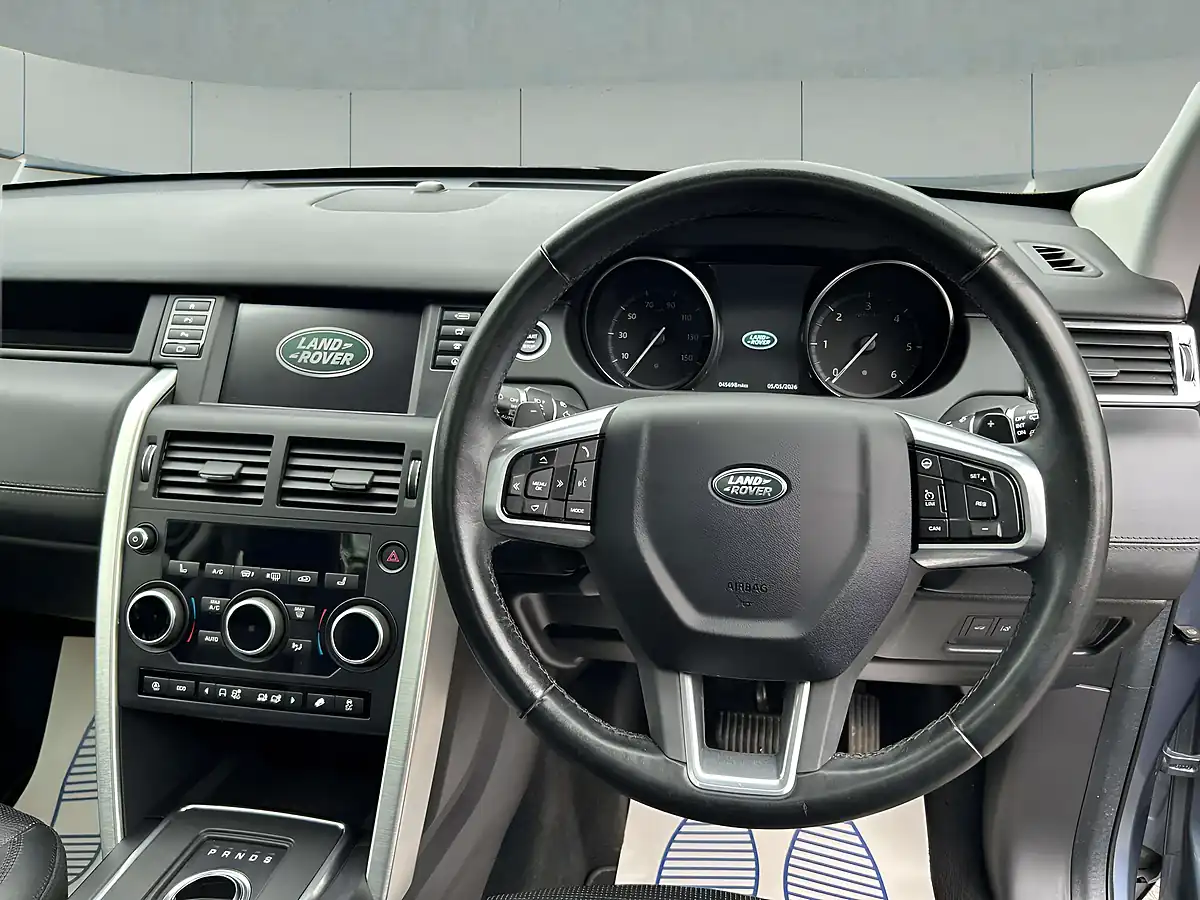 Used 2019 Land Rover Discovery Sport Hse Luxury Blue - Interior and Exterior details 11