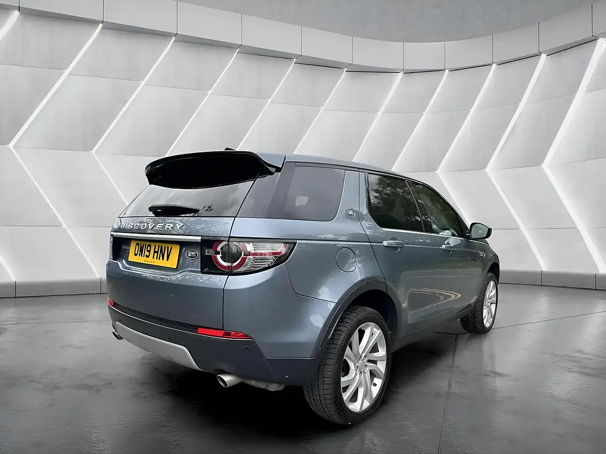 Used 2019 Land Rover Discovery Sport Hse Luxury Blue - Interior and Exterior details 7