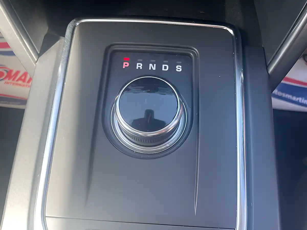 Used 2019 Land Rover Discovery Sport Hse Luxury Grey - Interior and Exterior details 17