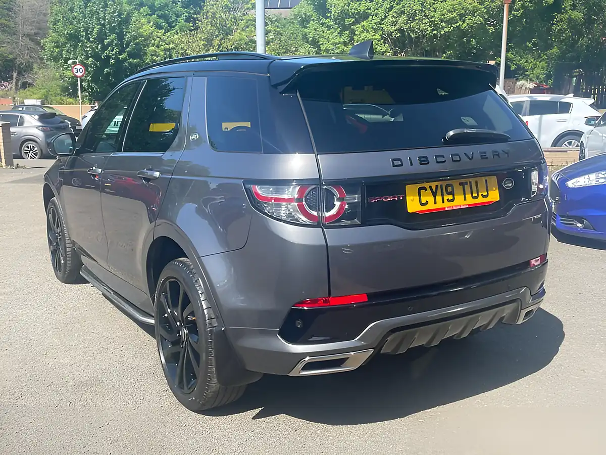 Used 2019 Land Rover Discovery Sport Hse Luxury Grey - Interior and Exterior details 6