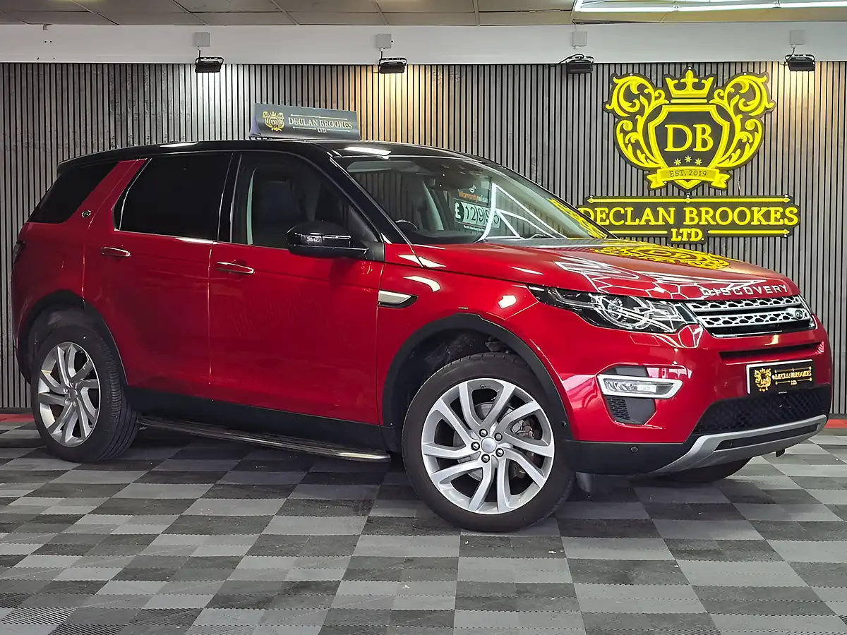 Used 2019 Land Rover Discovery Sport Hse Luxury Red - Front View