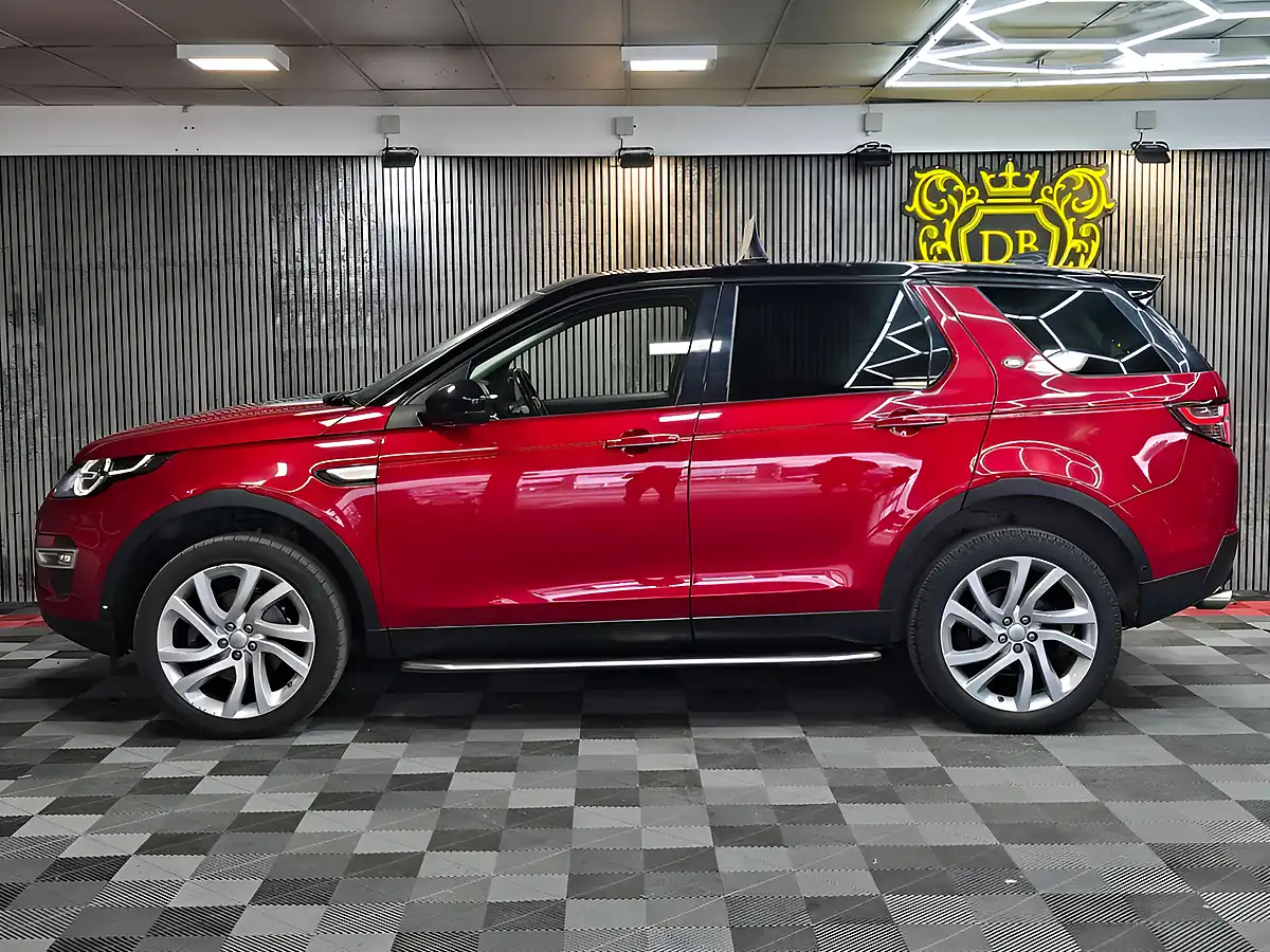 Used 2019 Land Rover Discovery Sport Hse Luxury Red - Interior and Exterior details 11