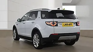 Used 2019 Land Rover Discovery Sport Hse Luxury White - Interior and Exterior details 9