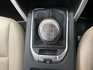 Used 2019 Land Rover Discovery Sport Hse Silver - Interior and Exterior details 17