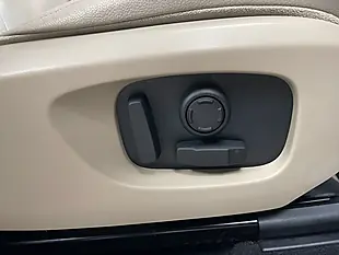 Used 2019 Land Rover Discovery Sport Hse Silver - Interior and Exterior details 20
